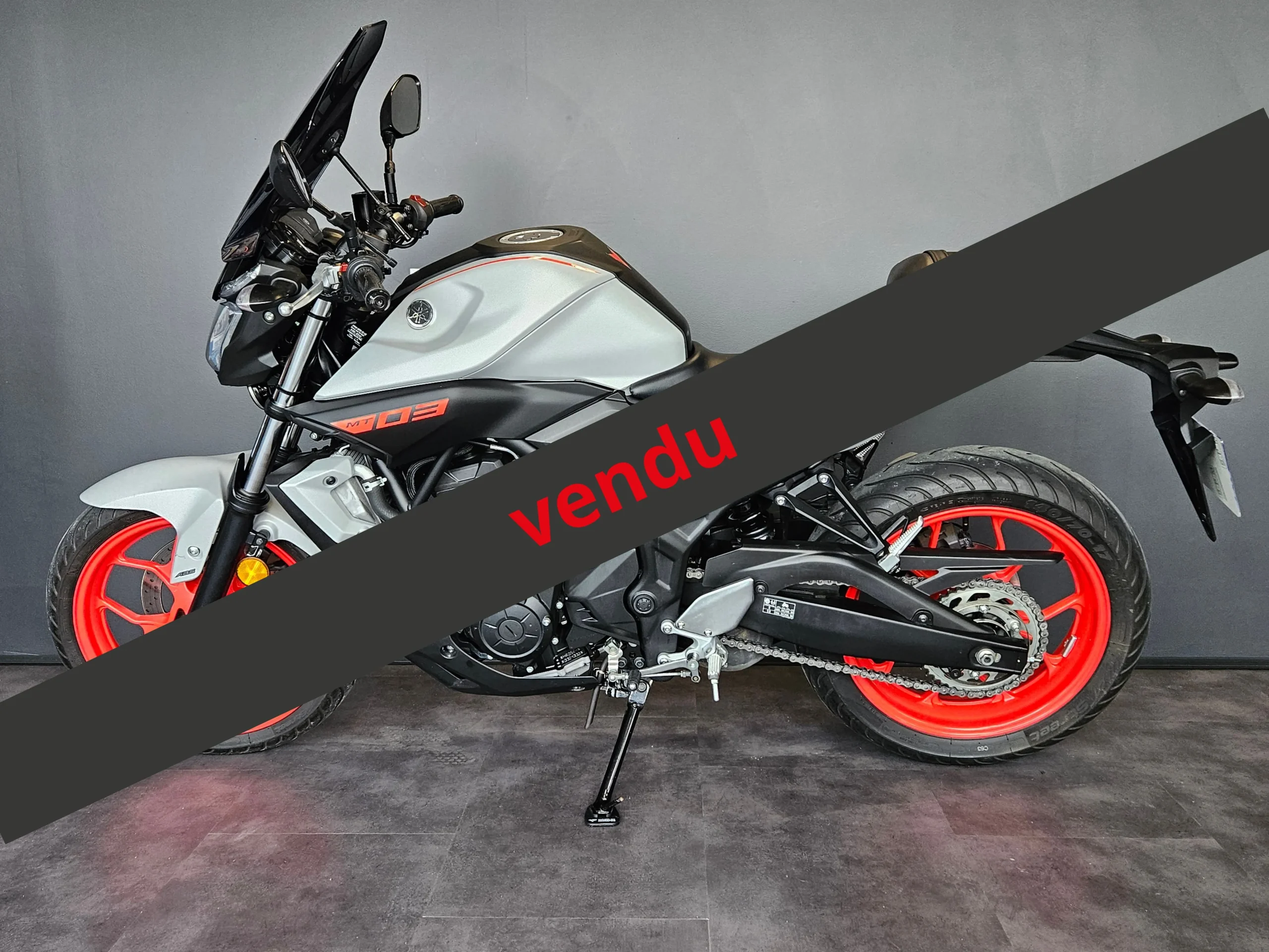 YAMAHA MT03-image