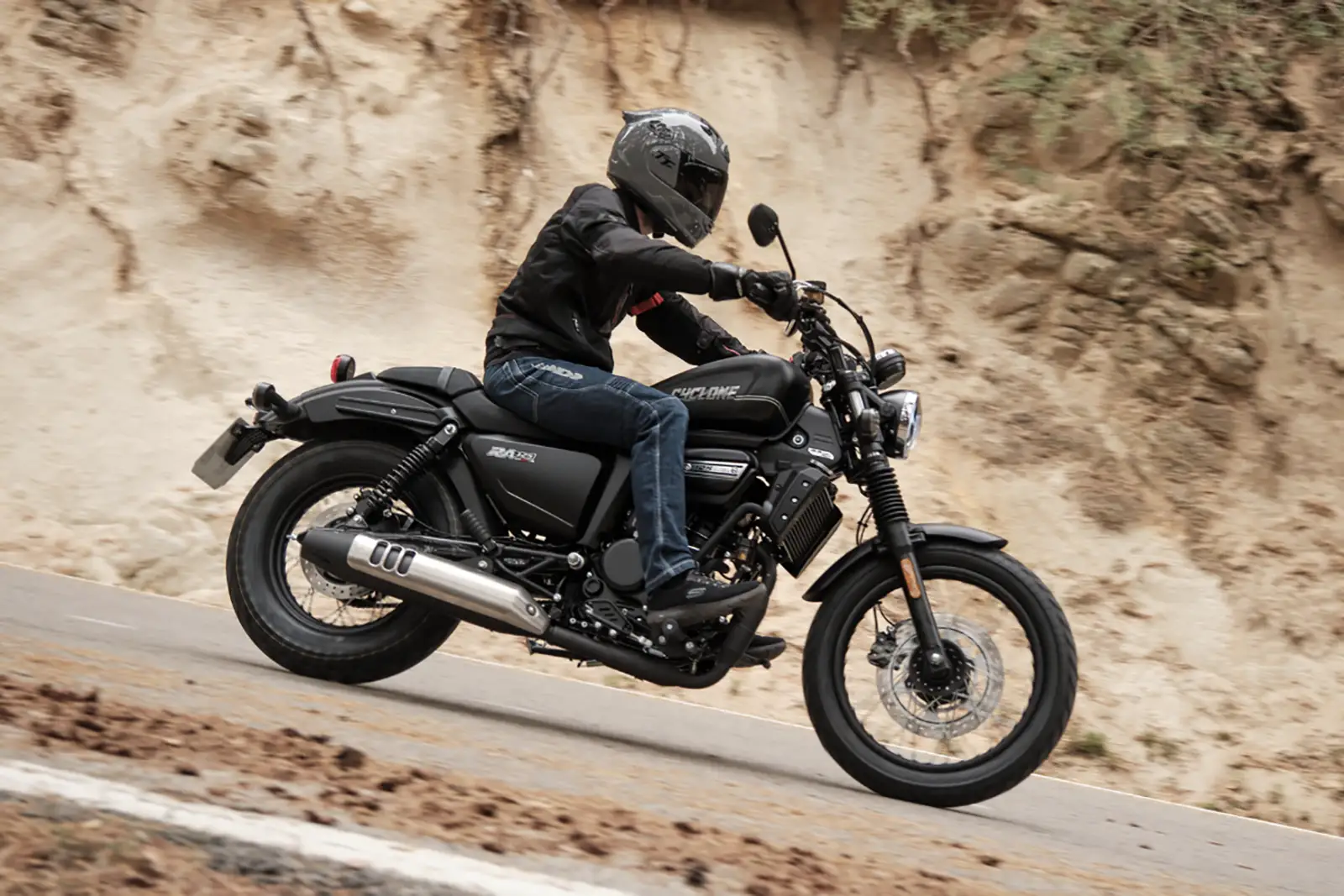 CYCLONE RA 125 PLUS NOIR-image